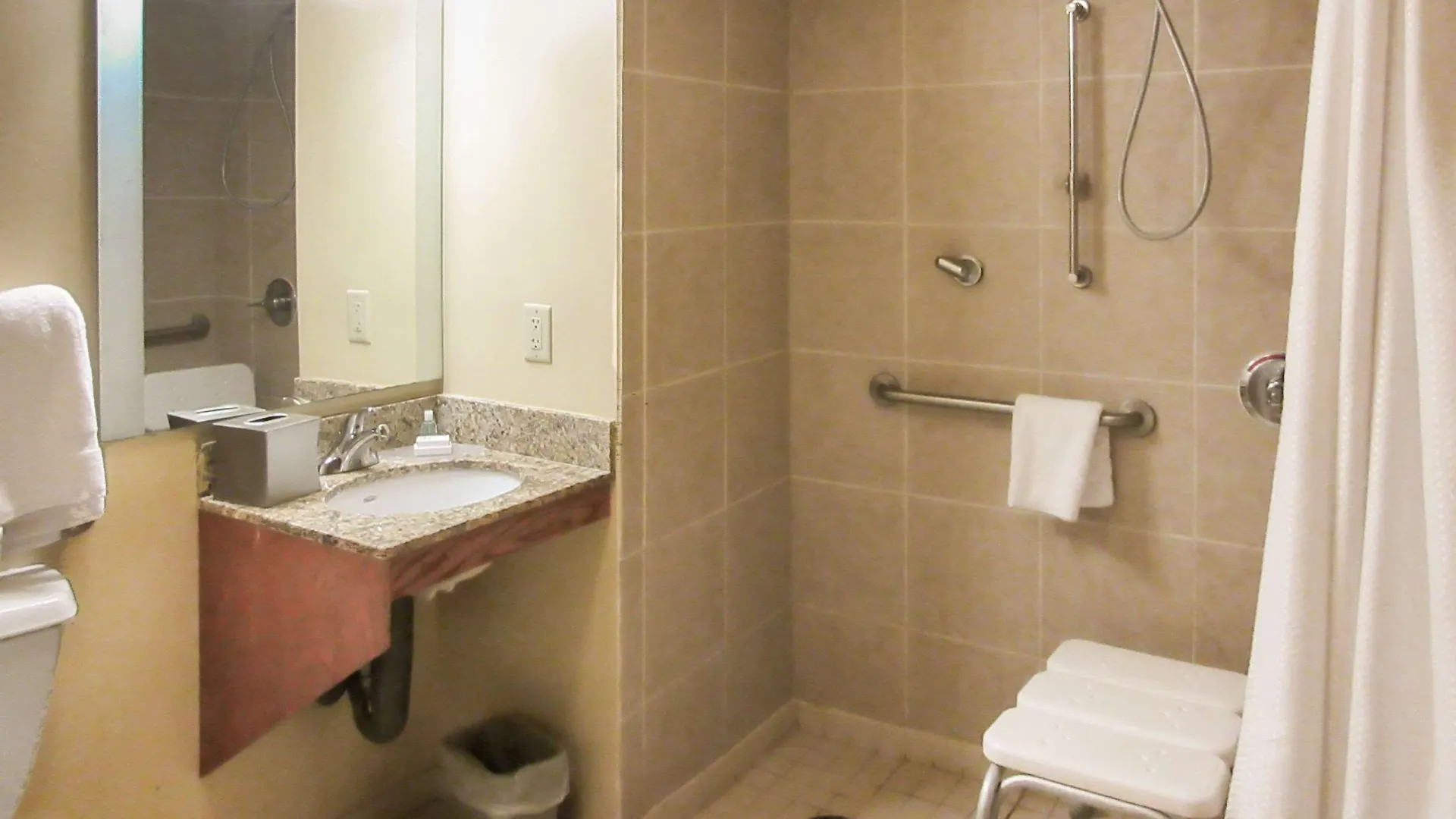 Mainstay Suites Columbus Worthington